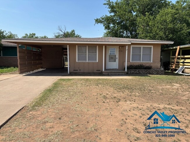property at 2718 Rio Grande St