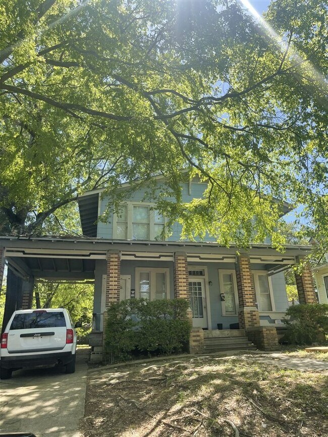 735 Kirby Pl in Shreveport, LA - Foto de edificio - Building Photo