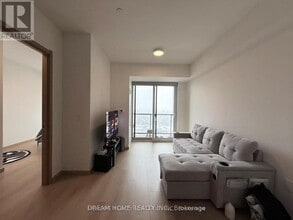 708 Sheppard Ave E in Toronto, ON - Building Photo - Building Photo