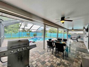 907 SE 16th Terrace in Cape Coral, FL - Building Photo - Building Photo
