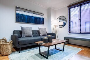 1020 16th St NW in Washington, DC - Building Photo