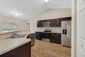 60 Bahia Court Track in Ocala, FL - Building Photo - Building Photo