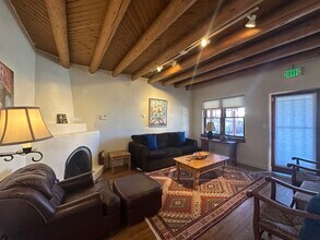 419 Orchard Dr in Santa Fe, NM - Building Photo - Building Photo