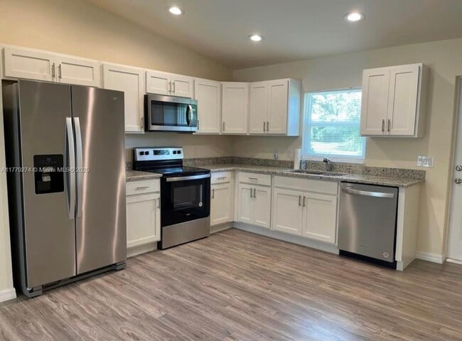 6008 Twig Ct in La Belle, FL - Building Photo - Building Photo