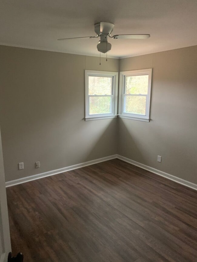 property at 20 Mary Ella Dr