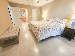 6281 Bay Club Dr, Unit #2 in Fort Lauderdale, FL - Building Photo - Building Photo