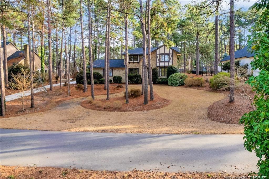 6821 Thames Dr in Fayetteville, NC - Building Photo