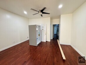 289A Cooper St in Brooklyn, NY - Building Photo - Building Photo