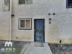 1970 Grande Cir in Fairfield, CA - Building Photo