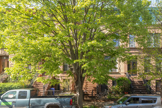 167 Bainbridge Street in Brooklyn, NY - Foto de edificio - Building Photo