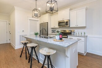 Southaven at Commonwealth in Spring Hill, TN - Building Photo - Building Photo