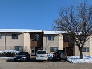 Nevada Square Townhomes in Benson, MN - Building Photo - Other