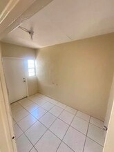 4151 NW 30th Terrace in Lauderdale Lakes, FL - Building Photo - Building Photo