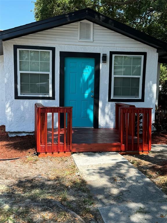 property at 1047 N Madison Ave