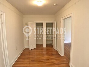 100 Kilsyth Rd in Boston, MA - Building Photo - Building Photo