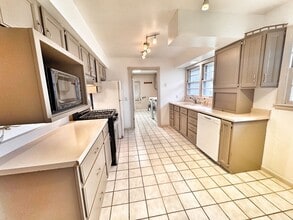 3518 Druid Ln in Minnetonka, MN - Building Photo - Building Photo