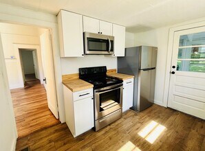 82 Hanover St in Asheville, NC - Building Photo - Building Photo
