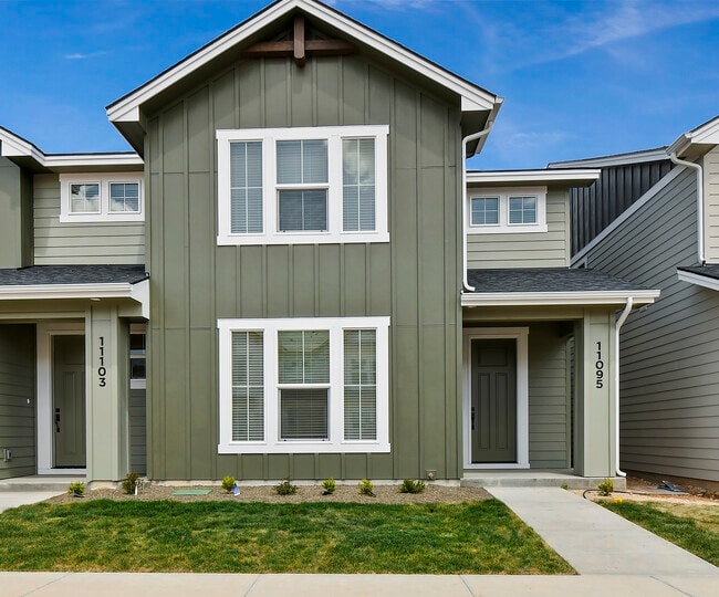 property at 11095 W Clematis St