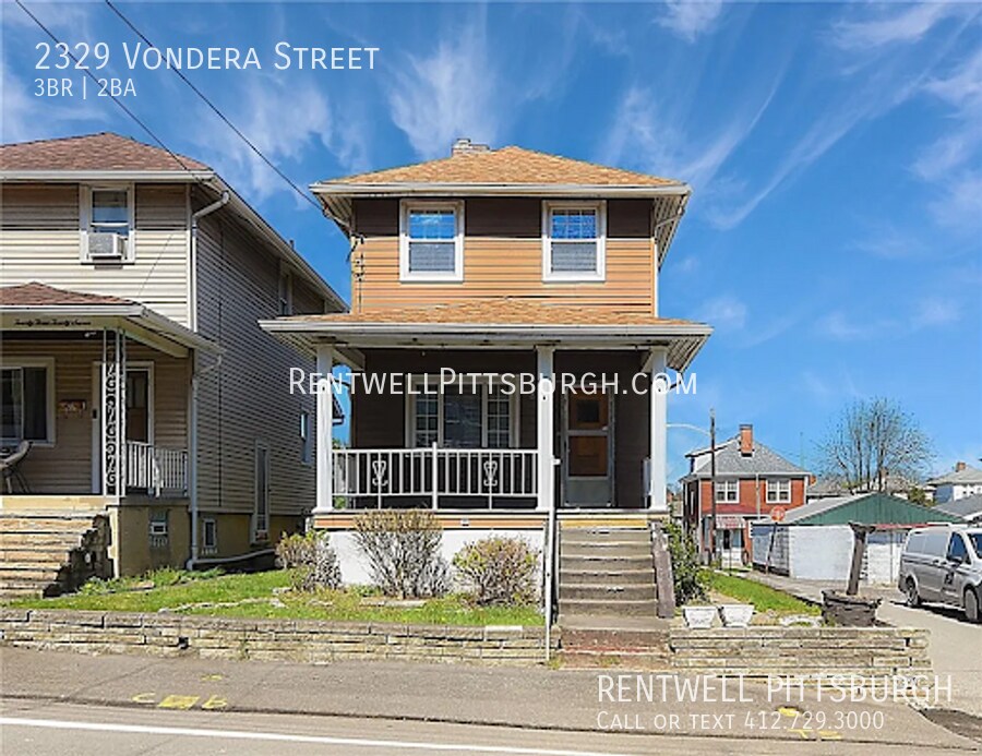 2329 Vondera St in Munhall, PA - Building Photo