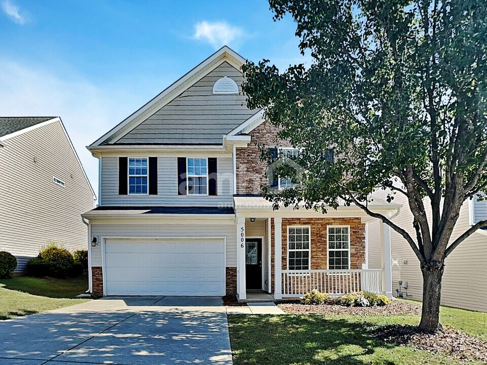 5006 Lazy Day Ln in Indian Trail, NC - Building Photo