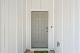 103 Riverwalk Cir in Freeport, FL - Building Photo - Building Photo