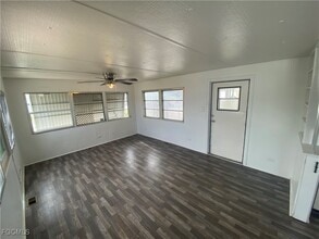 139 Amber Ave in North Fort Myers, FL - Building Photo - Building Photo