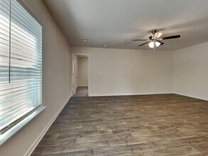 310 Flushing Bay Ct in Lexington, SC - Building Photo - Building Photo
