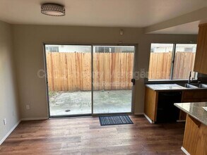 1981 Benita Dr in Rancho Cordova, CA - Building Photo - Building Photo