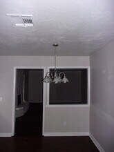 2000 Lanesboro Dr in The Village, OK - Building Photo - Building Photo