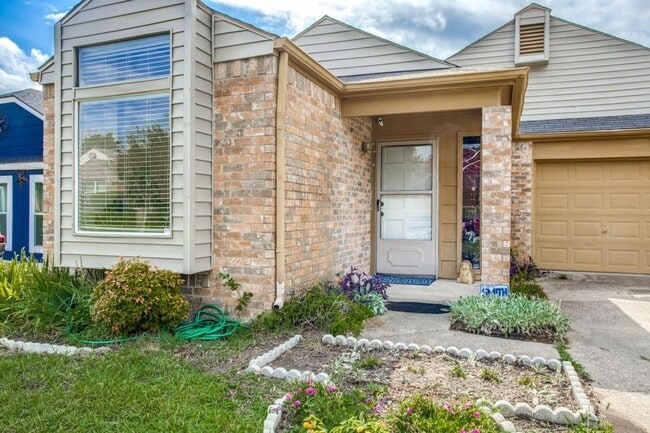 1725 Lemonwood Cir in Mesquite, TX - Building Photo - Building Photo