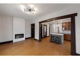 2881 Irving Ave S in Minneapolis, MN - Building Photo