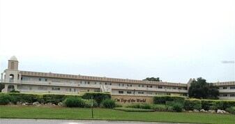 2284 Philippine Dr in Clearwater, FL - Building Photo