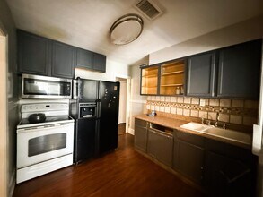 1027 Waring Rd in Memphis, TN - Building Photo - Building Photo