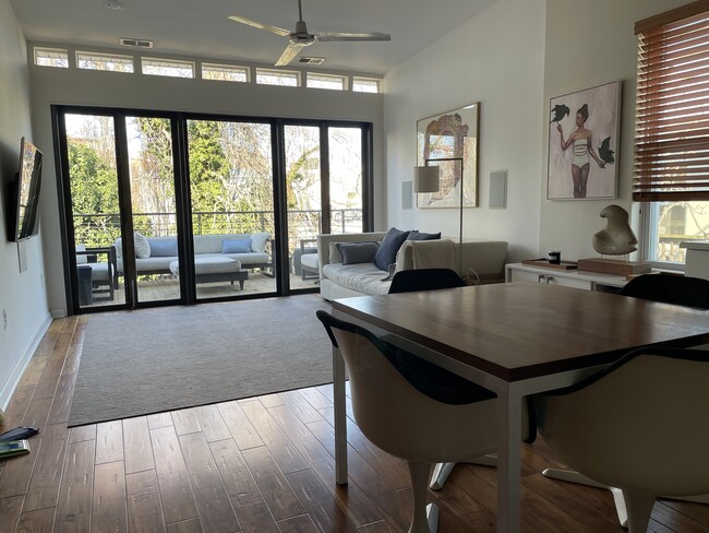 property at 1003 P St NW
