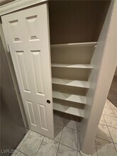 4970 Black Bear Rd in Las Vegas, NV - Building Photo - Building Photo