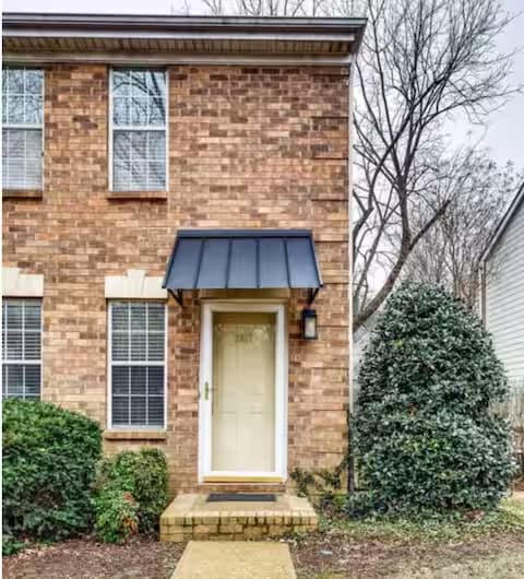 property at 2817 Hazelwood Dr