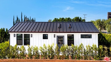 6765 Case Ave in Los Angeles, CA - Building Photo - Building Photo