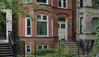 865 W Newport Ave in Chicago, IL - Building Photo