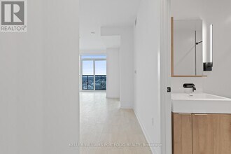 127 Broadway Ave in Toronto, ON - Building Photo - Building Photo