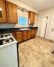 327 Grand Ave in Akron, OH - Building Photo - Building Photo