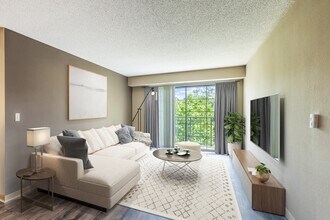 4645 Park Commons Dr, Unit D303 in St. Louis Park, MN - Building Photo - Building Photo