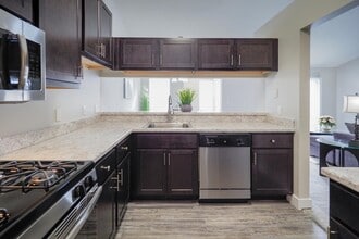 6639 Mill Creek Dr, Unit B in Kalamazoo, MI - Building Photo - Building Photo