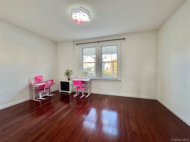 120-13 28th Ave in Queens, NY - Building Photo - Building Photo