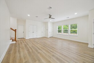 901 E 37th St in Houston, TX - Building Photo - Building Photo
