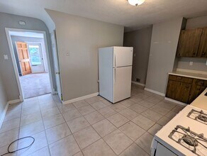 402-404 Sweetbriar St in Pittsburgh, PA - Building Photo - Building Photo