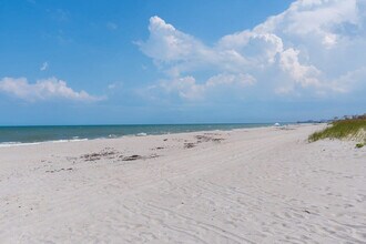 505 Fillmore Ave in Cape Canaveral, FL - Building Photo - Building Photo