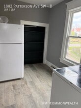 1802 Patterson Ave SW in Roanoke, VA - Building Photo - Building Photo