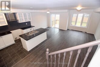 190 Esther Cres in Thorold, ON - Building Photo - Building Photo