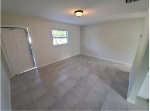 4001 Ave I in Fort Pierce, FL - Foto de edificio - Building Photo