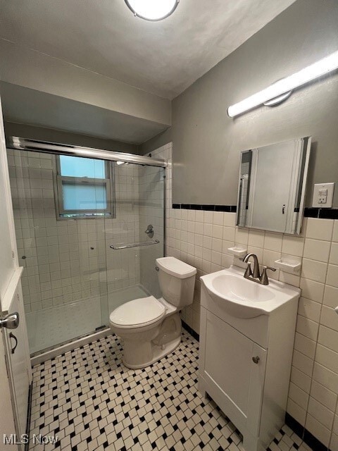 property at 5120 Glenwood Ave